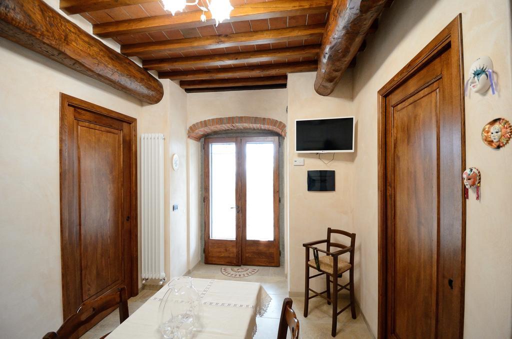 Agriturismo Villa Iris Castelfranco di Sopra Rom bilde